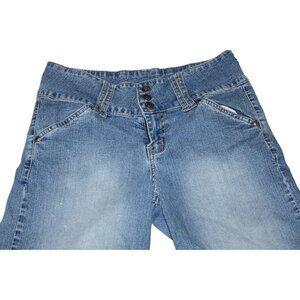 The Blues Capri Denim Size 3/4 Faded‎ Wash 3 Button Snaps